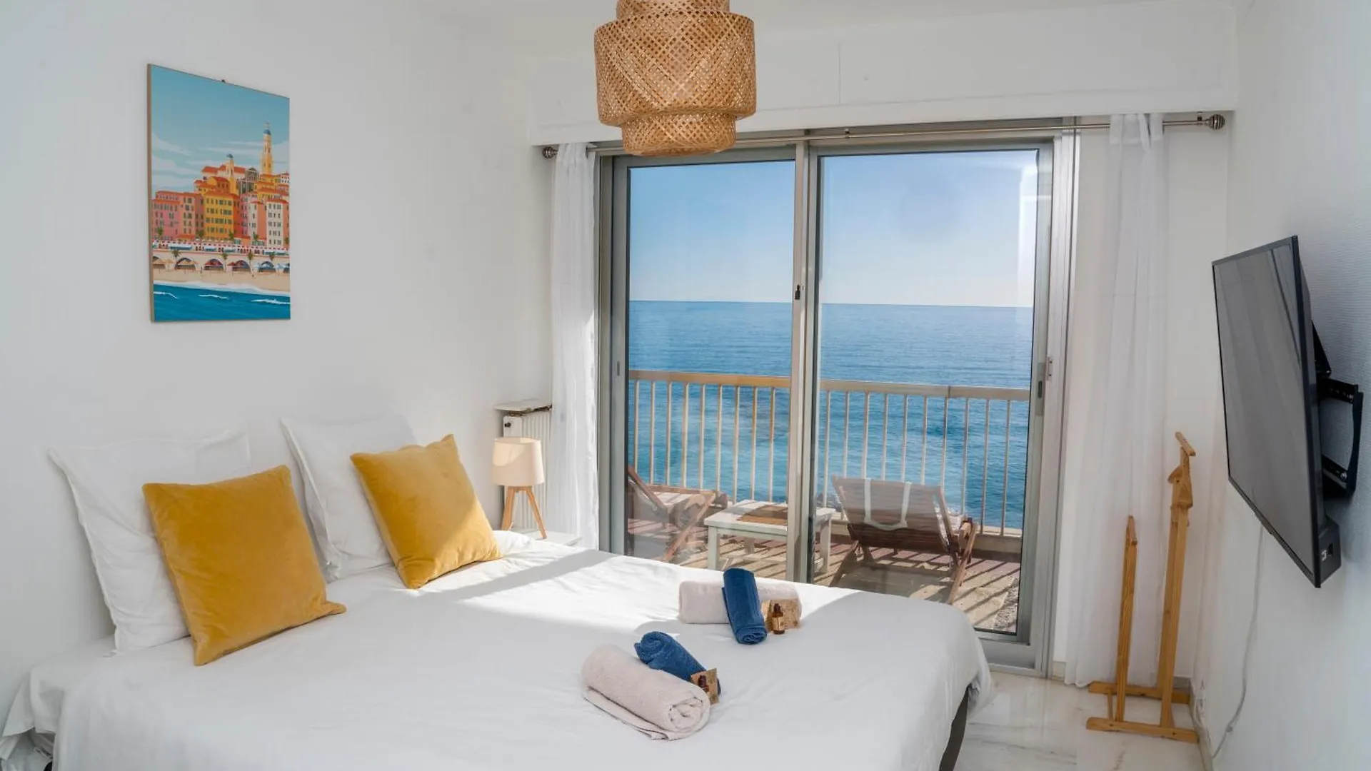 Apartment Le Dauphin - Front De Mer - Vue Exceptionnelle Menton France