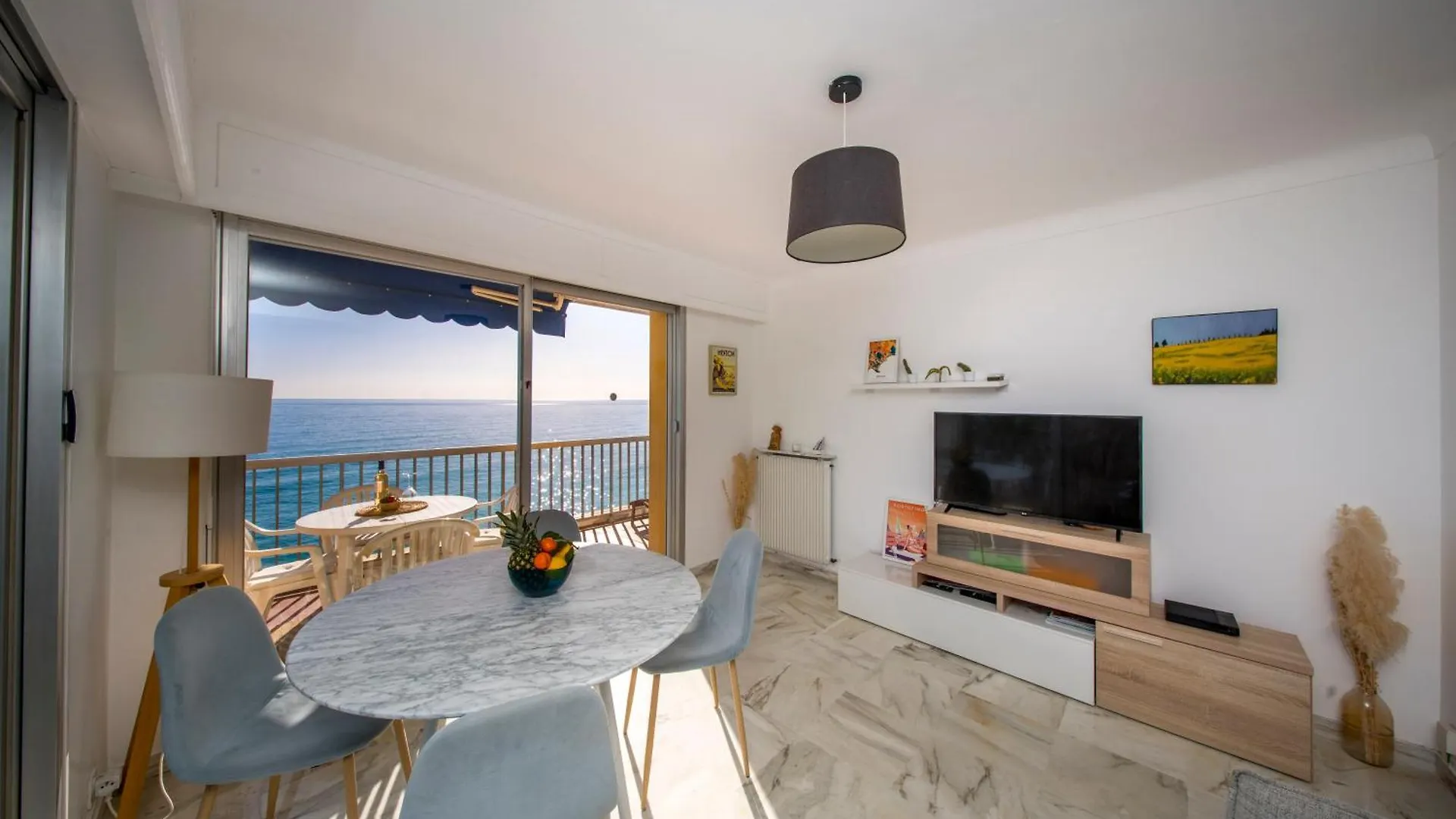Le Dauphin - Front De Mer - Vue Exceptionnelle Menton 0*,